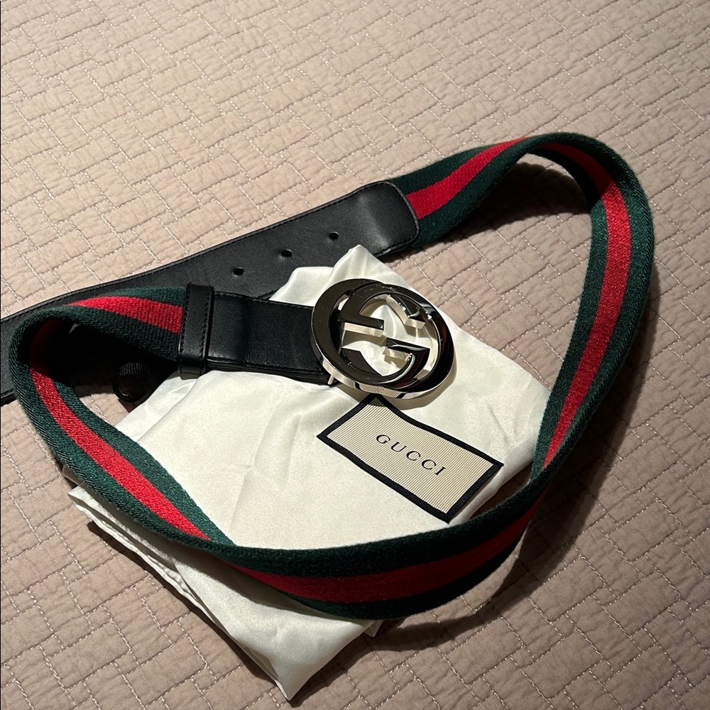 Gucci Green and Red Stripe Belt with Silver Buckle - Picture 6 of 6